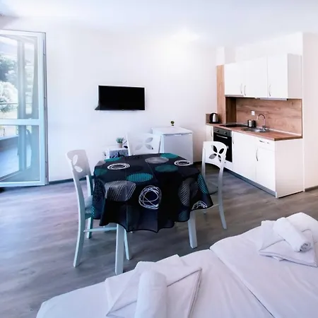 Donchevi Apartman Primorszko